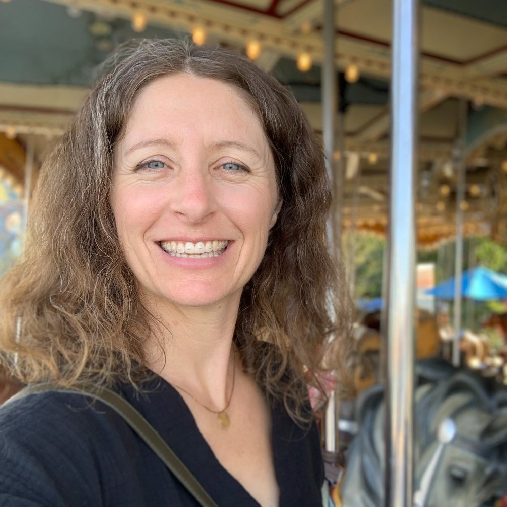 Meet your Posher, Holly